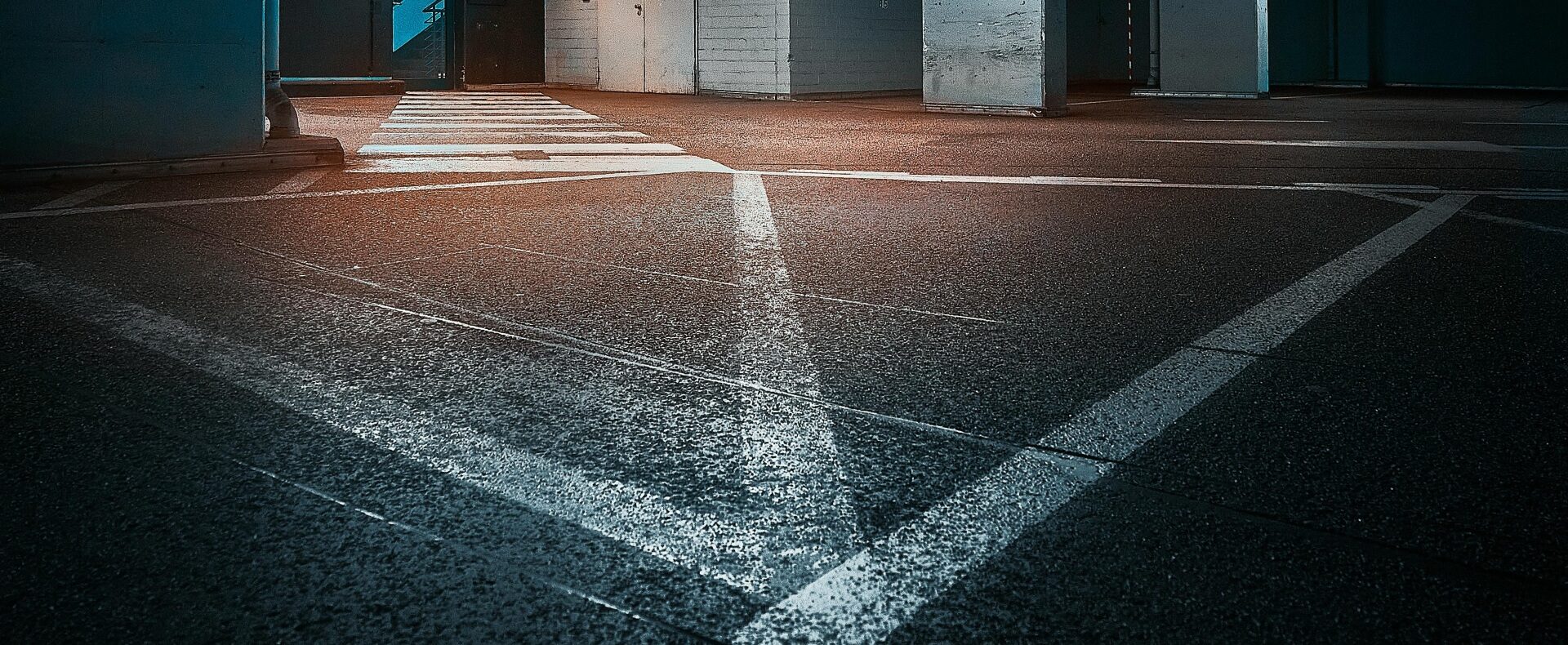 Parken am flughafen | bester reiseservice von welt der reisen, hamburg