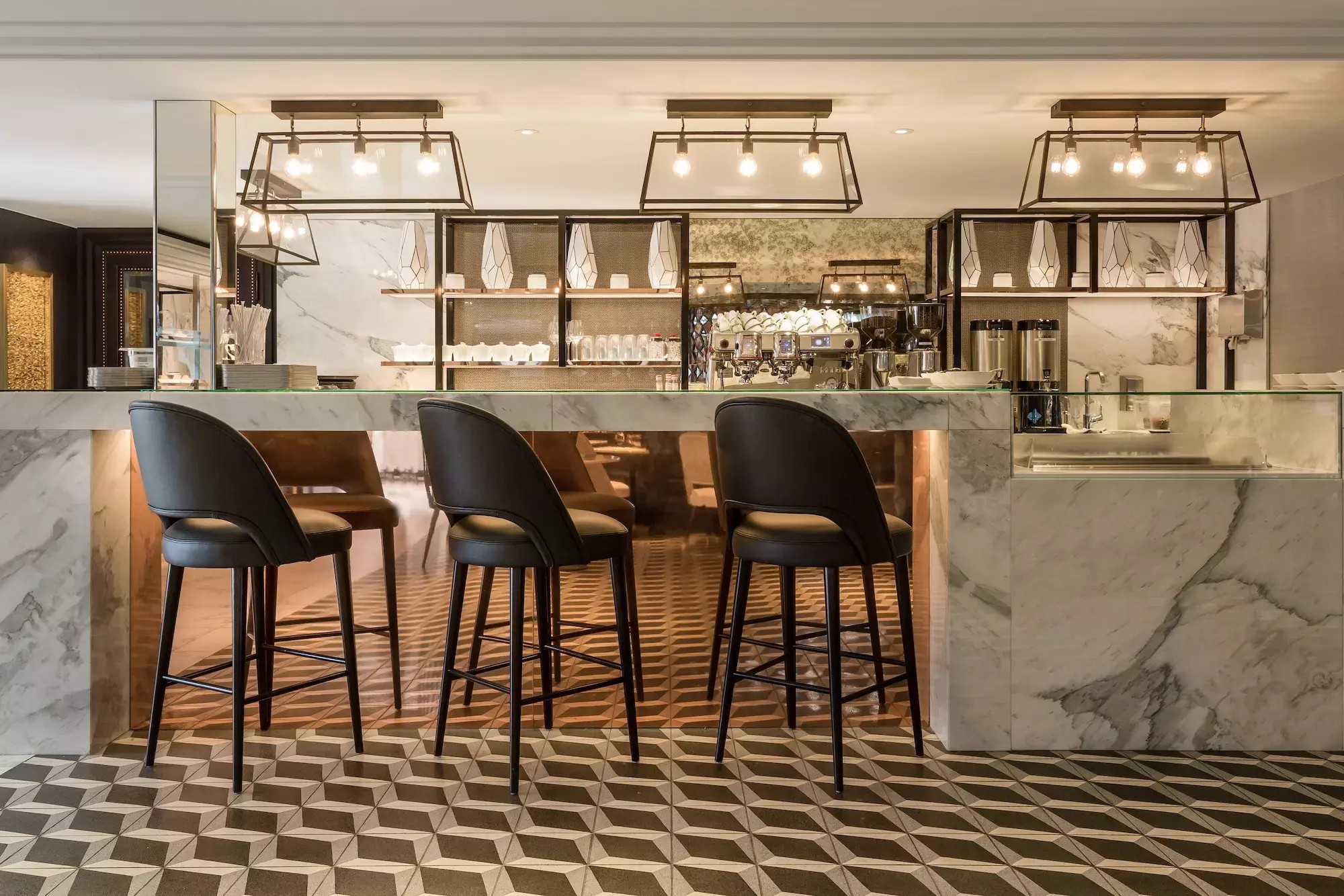 Riverside luxus-flusskreuzfahrt buchen im reisebüro | welt der reisen, hamburg